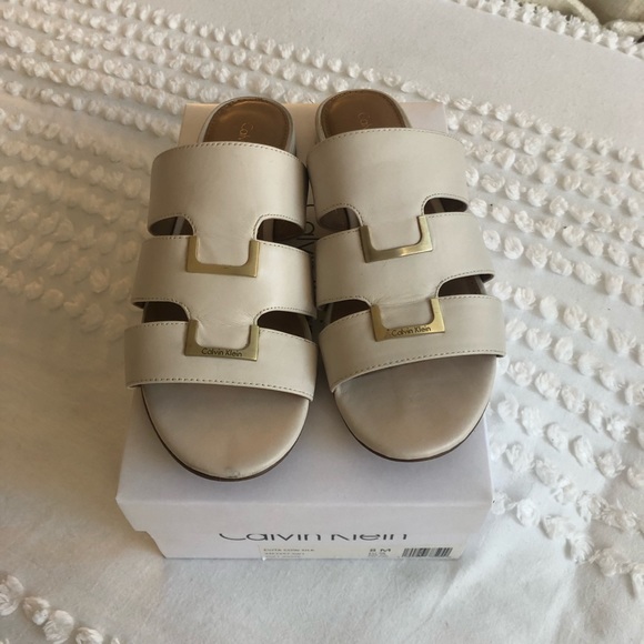 Calvin Klein Elvita Cow Silk Slide Sandal In Soft White Sz 8 - Picture 3 of 8